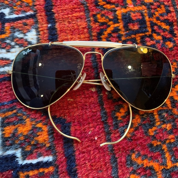Vintage Ray-Ban Wrap Around Aviator Sunglasses - Picture 1 of 11